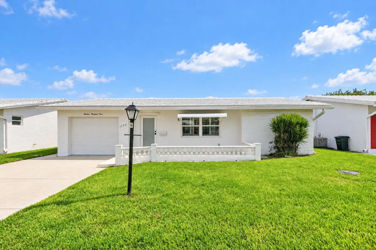 1-web-or-mls-edits (12) at 1304 SW 23rd Street, Boynton Beach