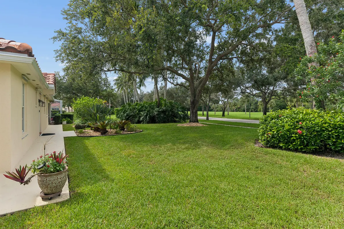 7910 Pine Island Way, West Palm Beach, FL – photo 3