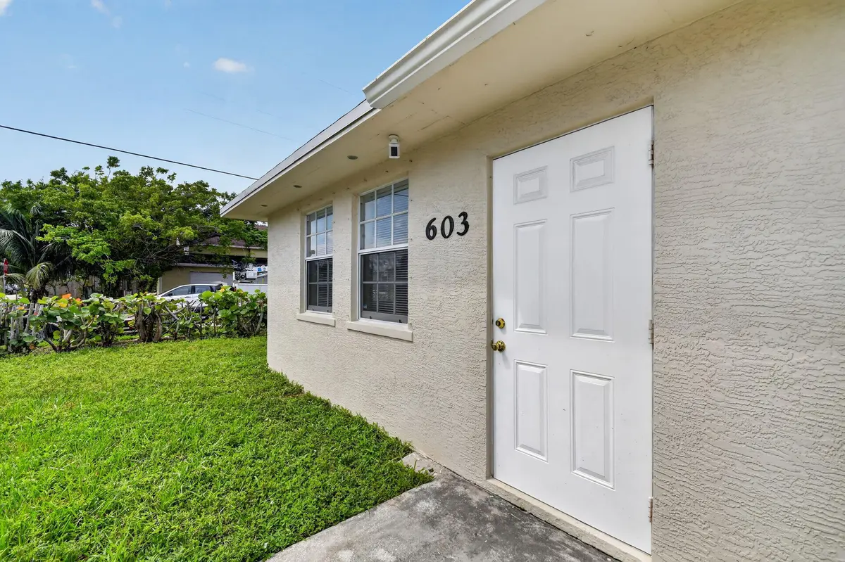 603 N Broadway at 603 N Broadway, Lantana