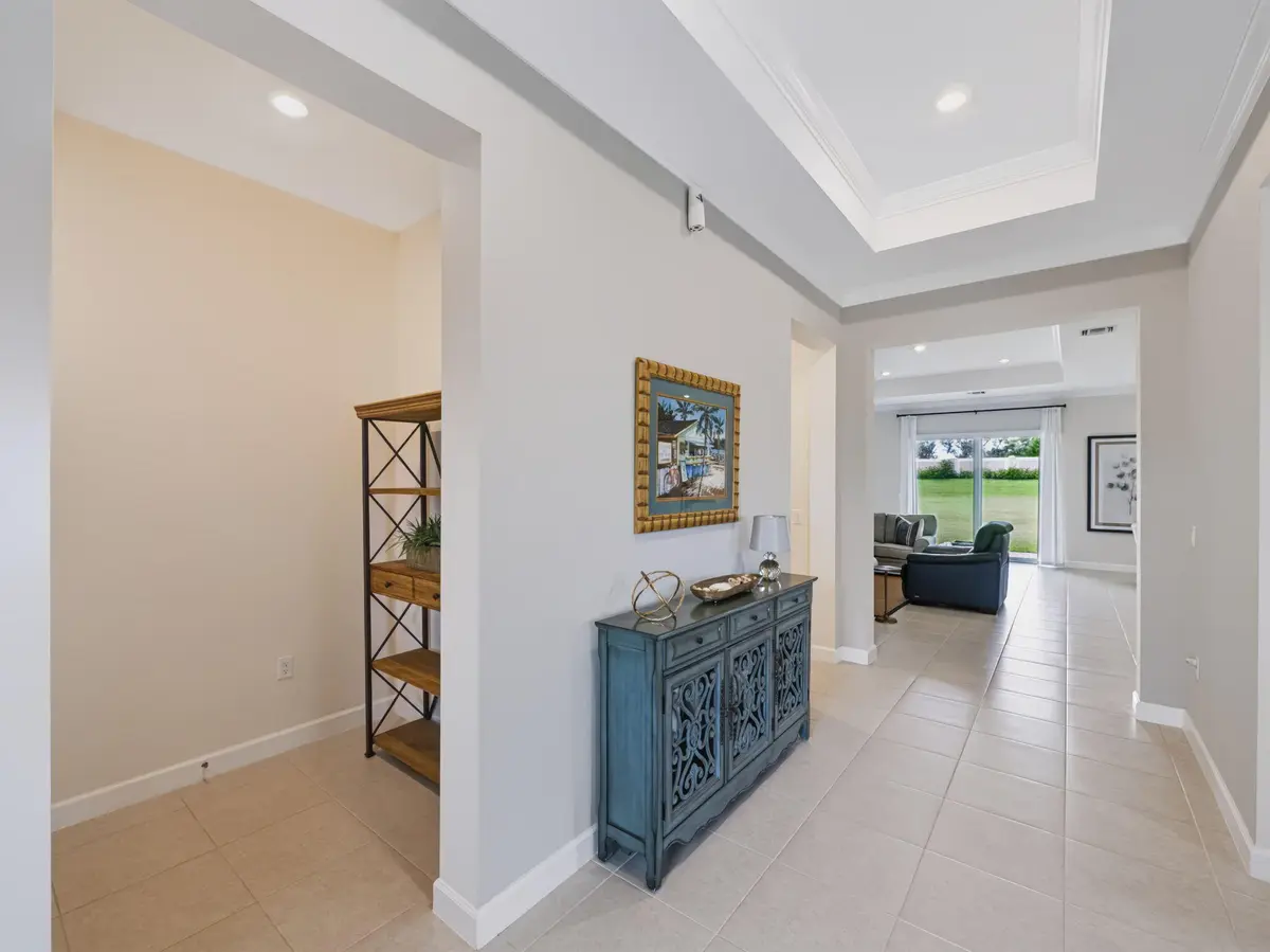 Foyer at 1108 SE WOODBINE Road, Port St. Lucie