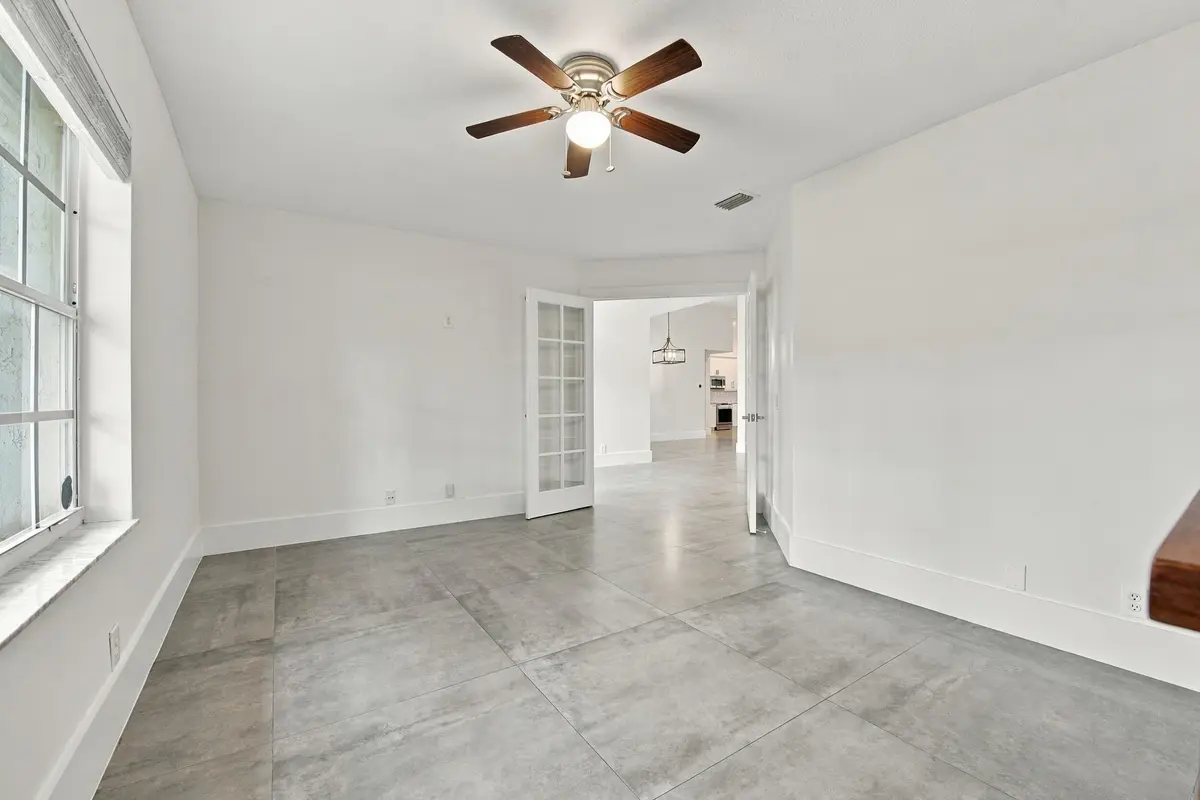 6__dsc4245 at 2559 Jardin Lane, Weston