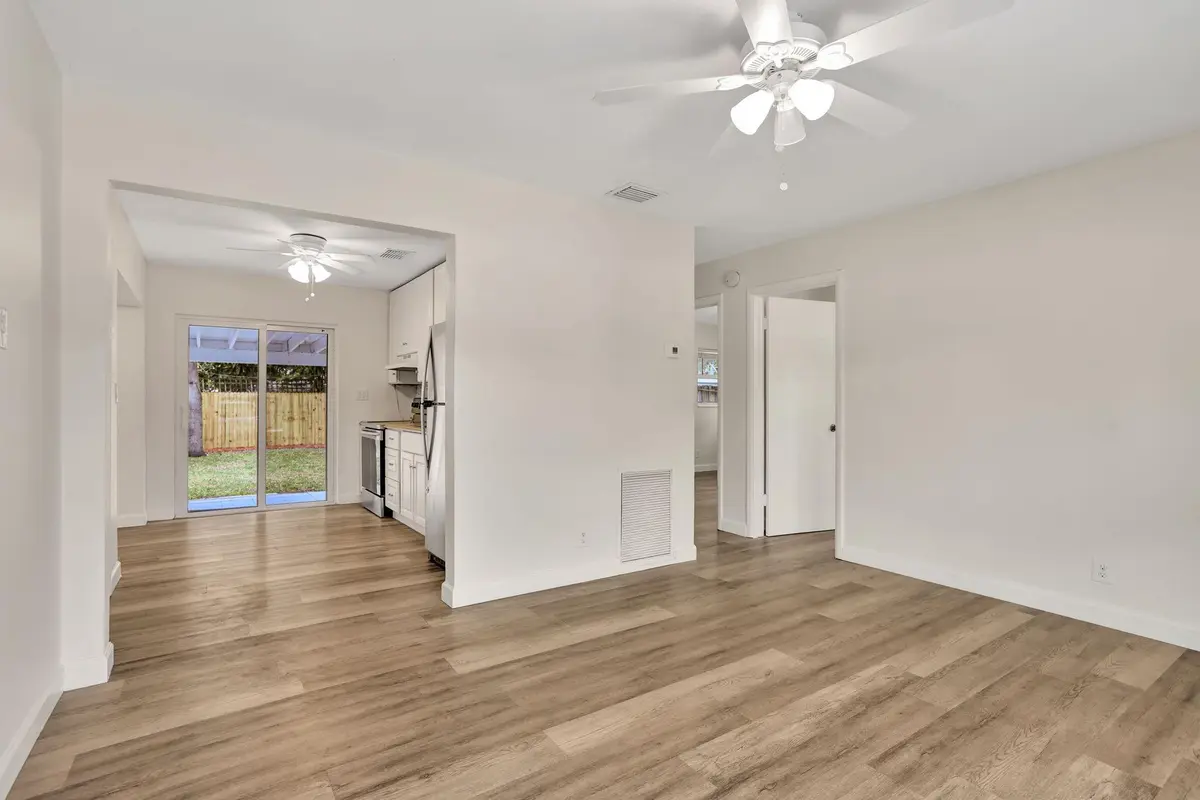Photo 4 at 5500 N ANDREWS Avenue, Oakland Park