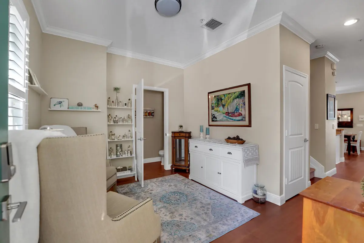 DSC08767 at 243 SW 7th Street, Pompano Beach