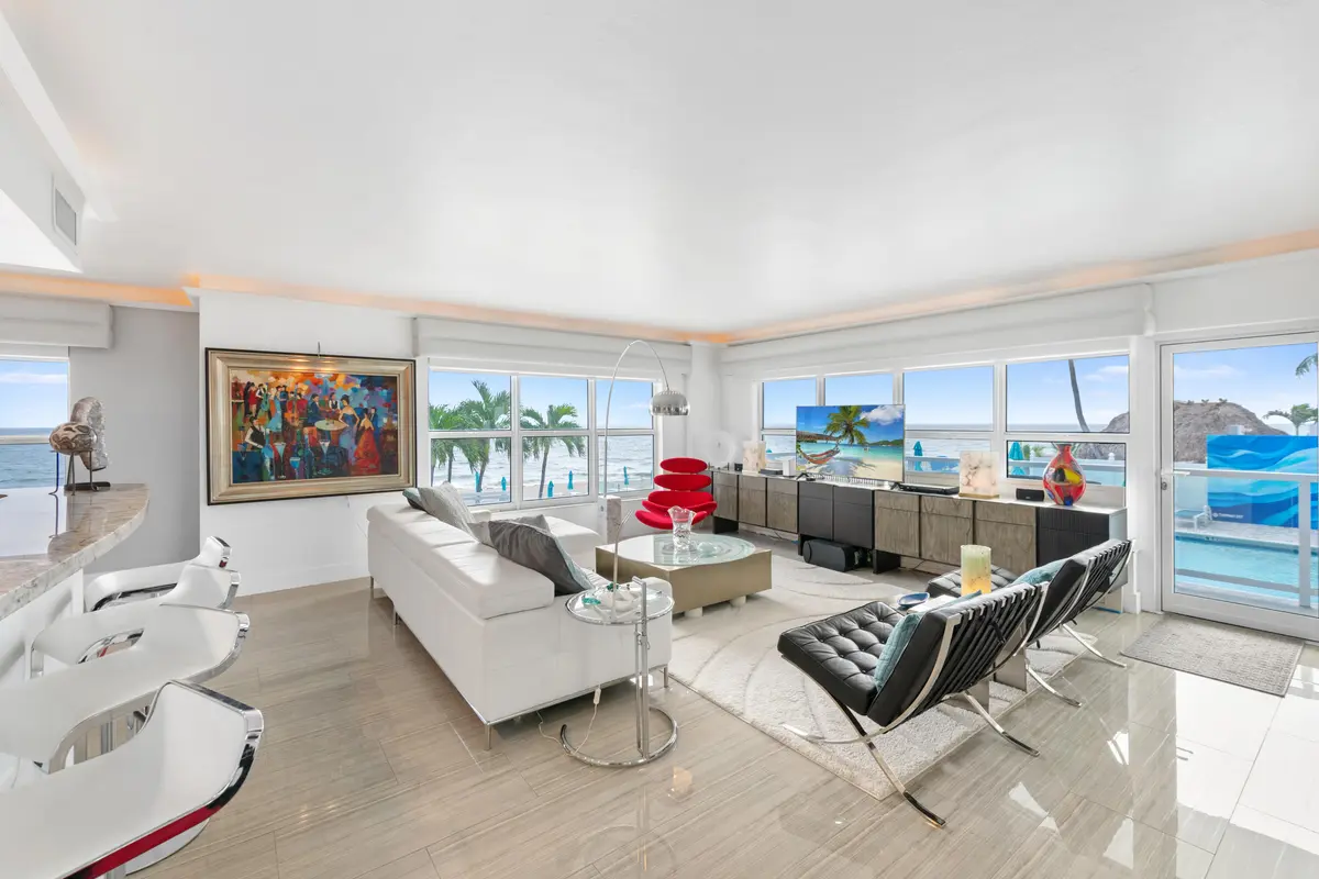 Living room at 3750 GALT OCEAN Drive 101, Fort Lauderdale