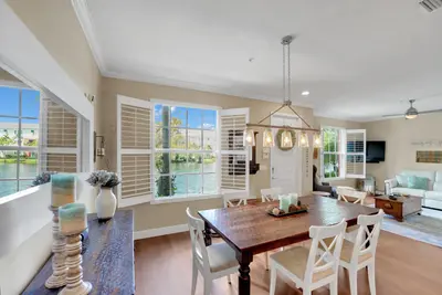 243 SW 7th Street, Pompano Beach – Townhouse for sale