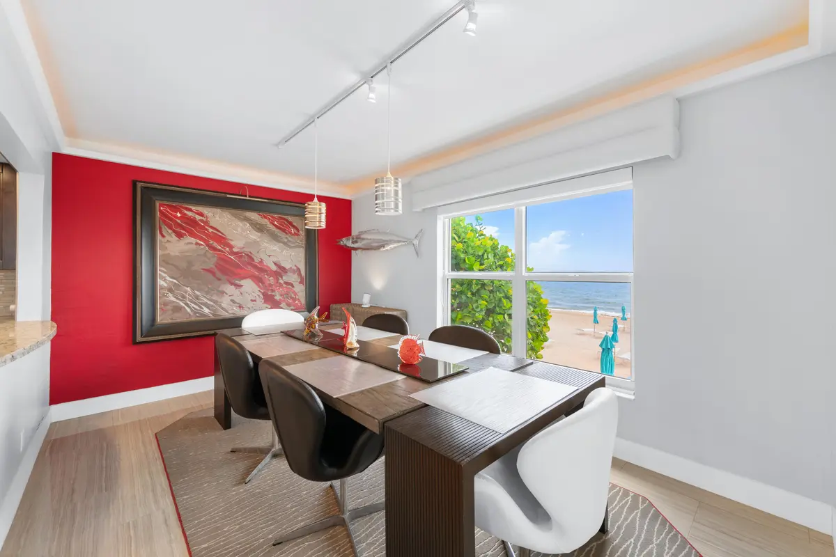 Dining area at 3750 GALT OCEAN Drive 101, Fort Lauderdale