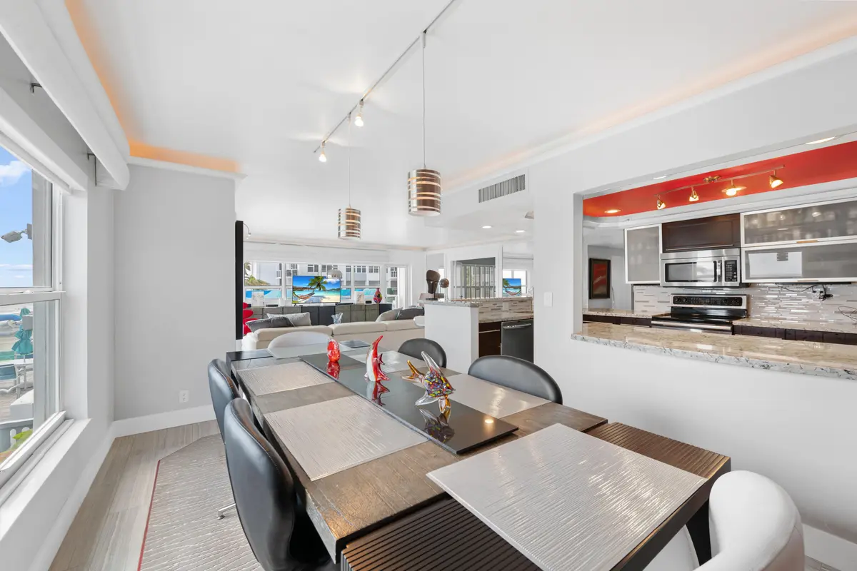 Dining area at 3750 GALT OCEAN Drive 101, Fort Lauderdale