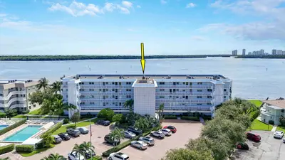 60 Yacht Club Drive 103, North Palm Beach – Condominium for sale