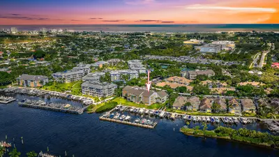 513 Oak Harbour Drive, Juno Beach – Condominium for sale