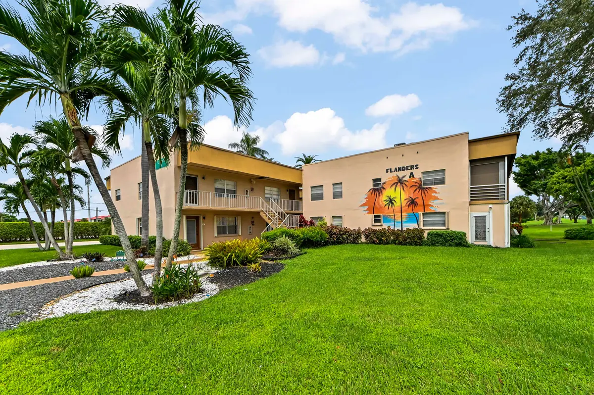 01 Front 01 at 20 Flanders A, Delray Beach