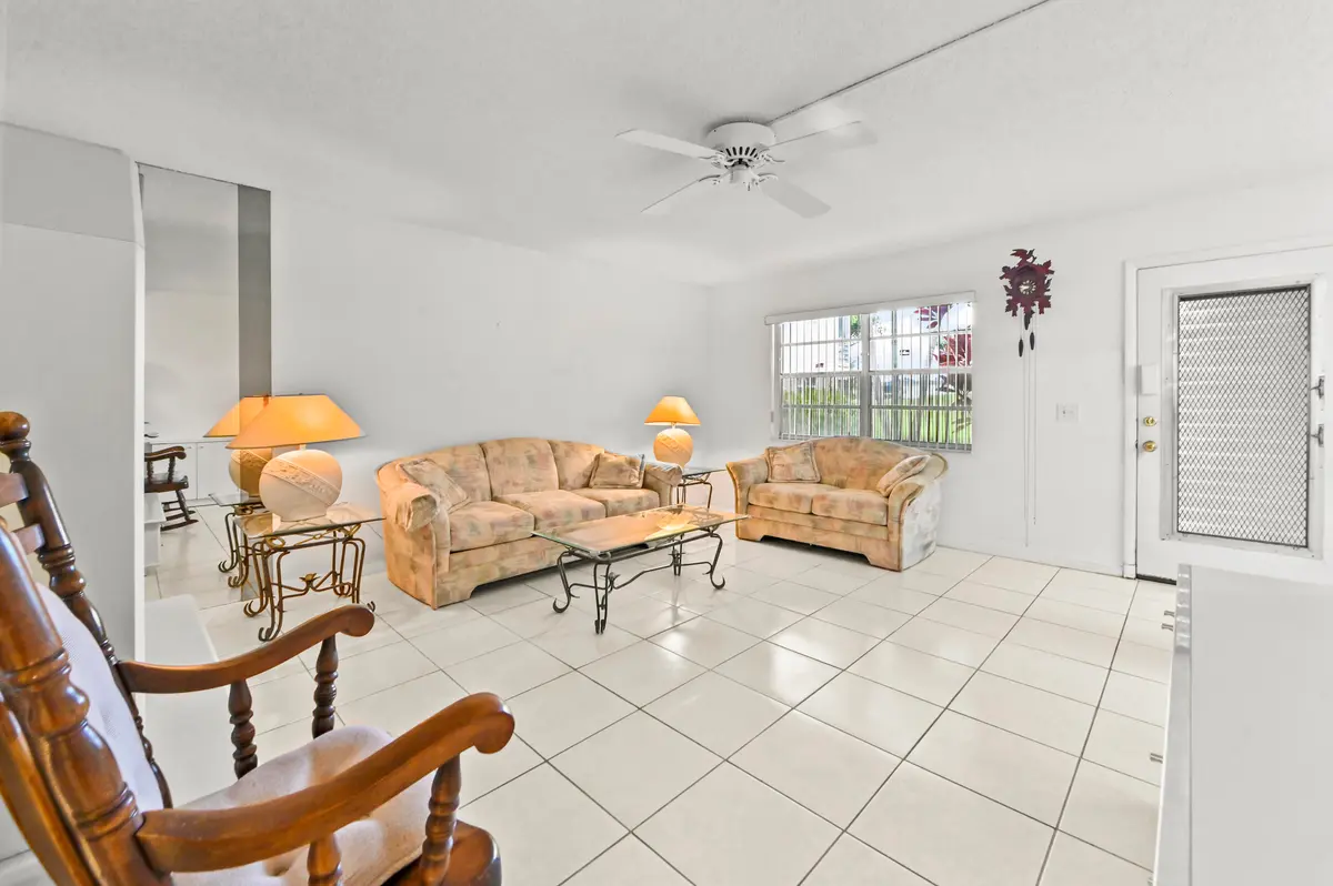 05 Living room 03 at 20 Flanders A, Delray Beach