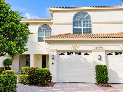 6325 GRAYCLIFF Drive B, Boca Raton – Condominium for rent