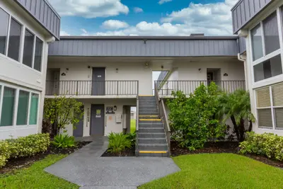 557 PIEDMONT L, Delray Beach – Condominium for sale
