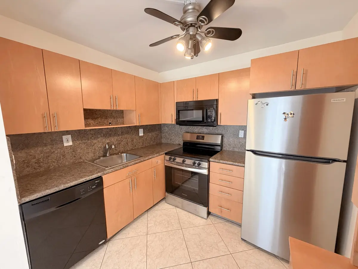 Kitchen at 106 BURGUNDY C, Delray Beach