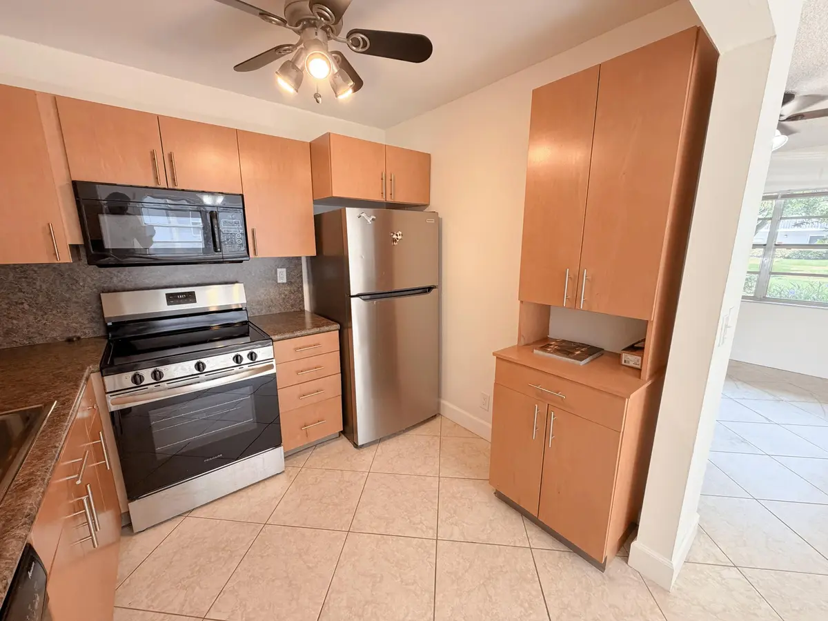 Kitchen at 106 BURGUNDY C, Delray Beach