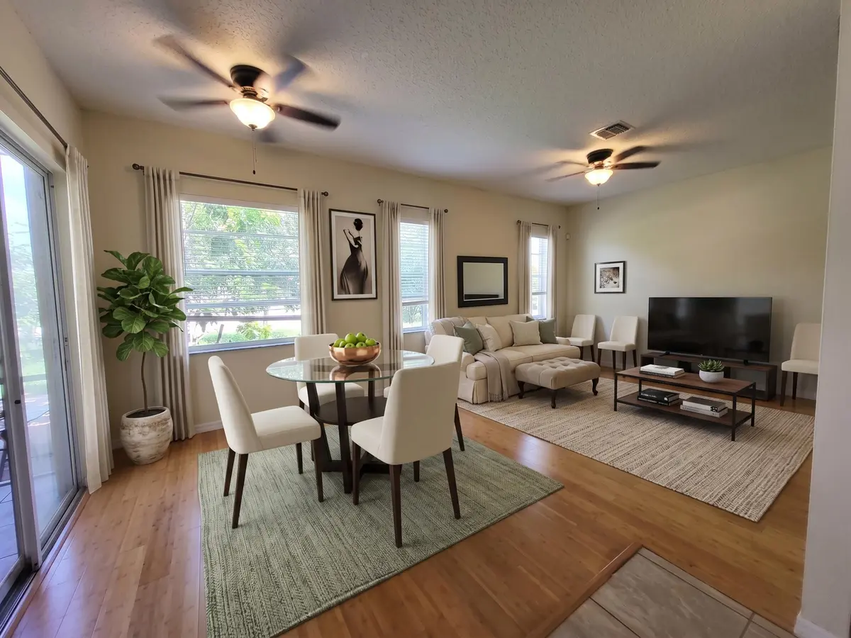 5_beyc6ab2b33033633 at 561 SE Walters Terrace, Port St. Lucie