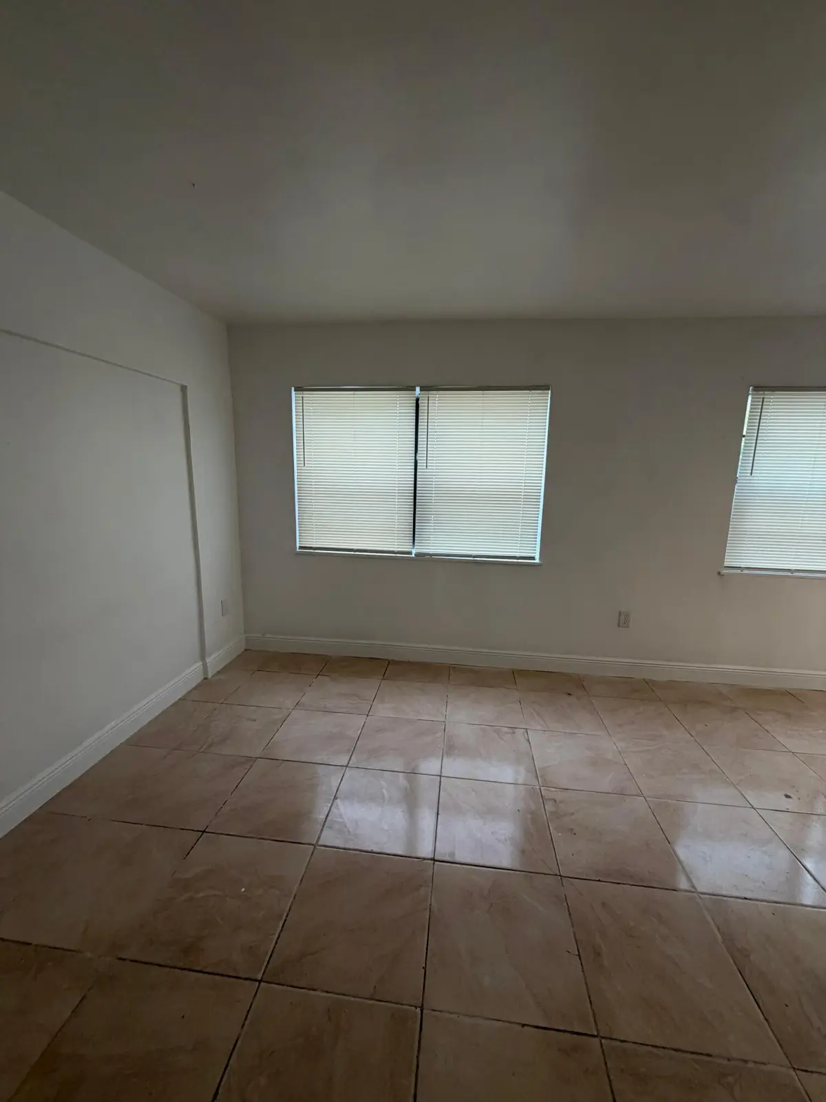 3451 3 at 3451 NW 6TH Street, Lauderhill