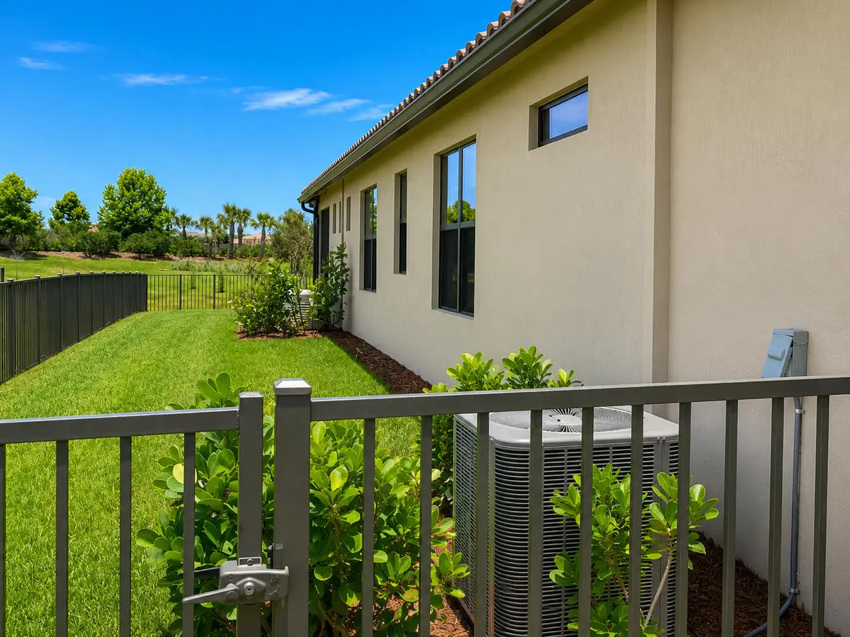 Yard Side at 4103 Silver Maple Way, Vero Beach