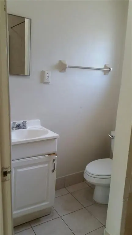 Photo 4 at 6335 FILLMORE Street 3, Hollywood