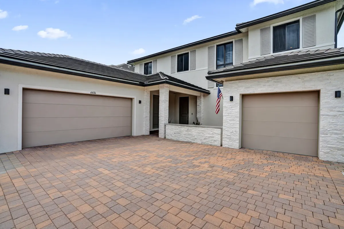 DSC07018 at 4406 SW 178TH Avenue, Miramar