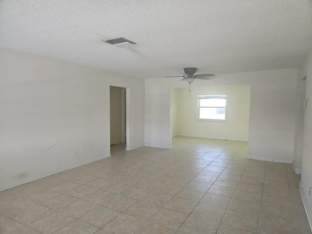 1598 SW 13TH Terrace, Boynton Beach, FL – photo 2
