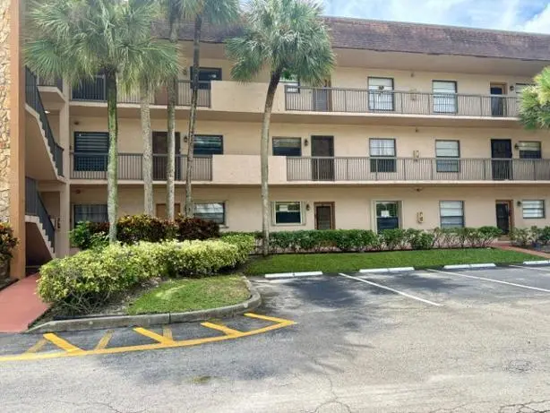Building at 6095 N SABAL PALM Boulevard 308, Tamarac