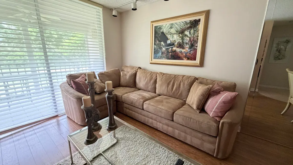 Living Room at 6865 Huntington Lane 203, Delray Beach