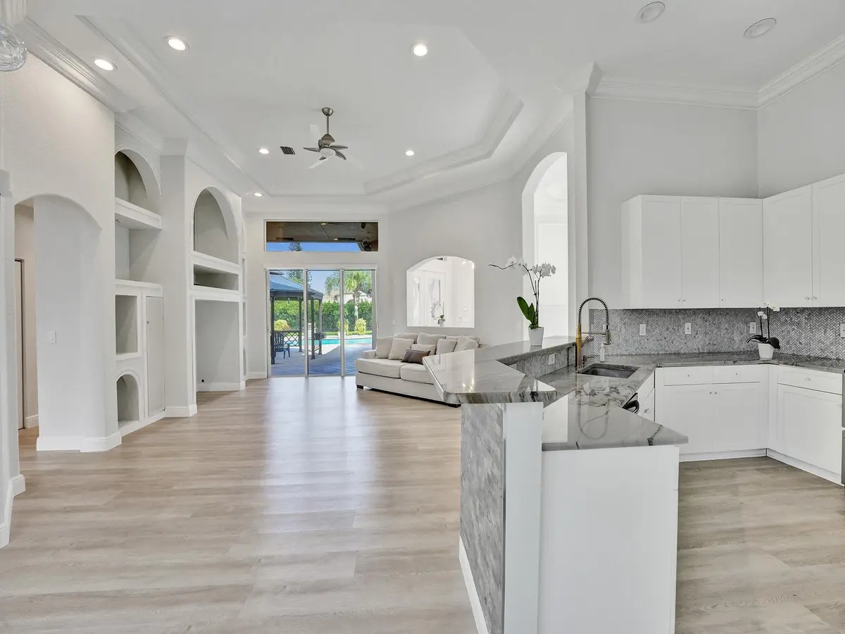 RJP01383 at 2933 E Fontana Court, Royal Palm Beach