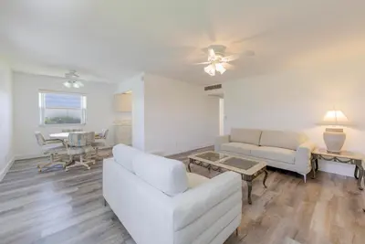 189 Valencia H, Delray Beach – Condominium for sale