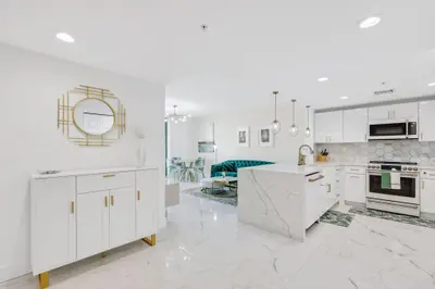 610 Clematis Street 616, West Palm Beach – Condominium for rent