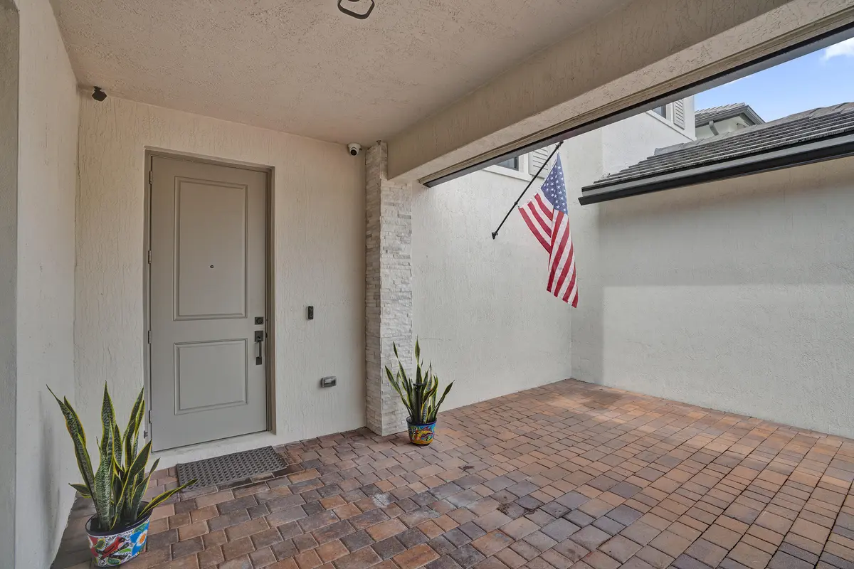 DSC07024 at 4406 SW 178TH Avenue, Miramar