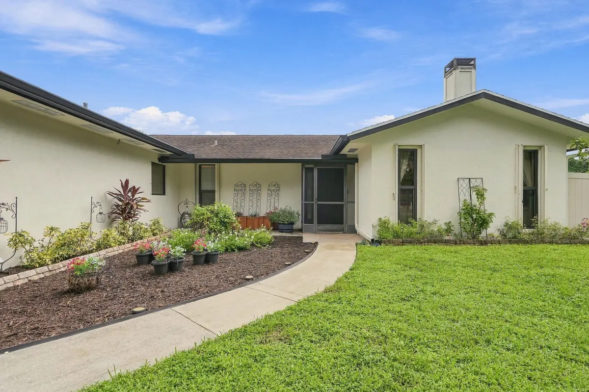 03_dsc03177 at 99 Cuyahoga Road, Lake Worth