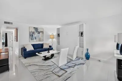 1061 EXETER D, Boca Raton – Condominium for sale
