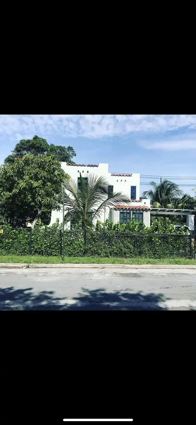 125 S B Street, Lake Worth Beach – Single Family Residence for sale