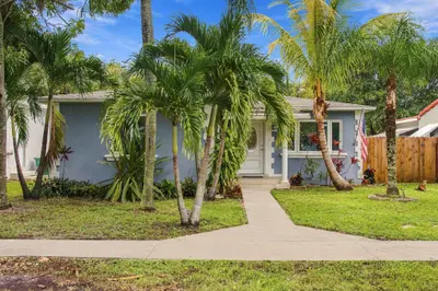 245 SW 5TH Street, Dania Beach – Single Family Residence for sale