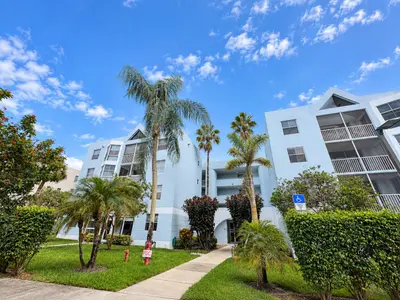 5962 Morningstar Circle 202, Delray Beach – Condominium for sale