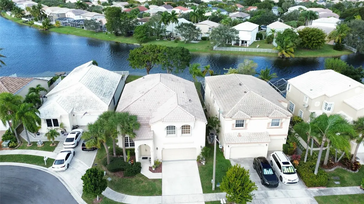 Photo 2 at 728 NW 156TH Avenue, Pembroke Pines