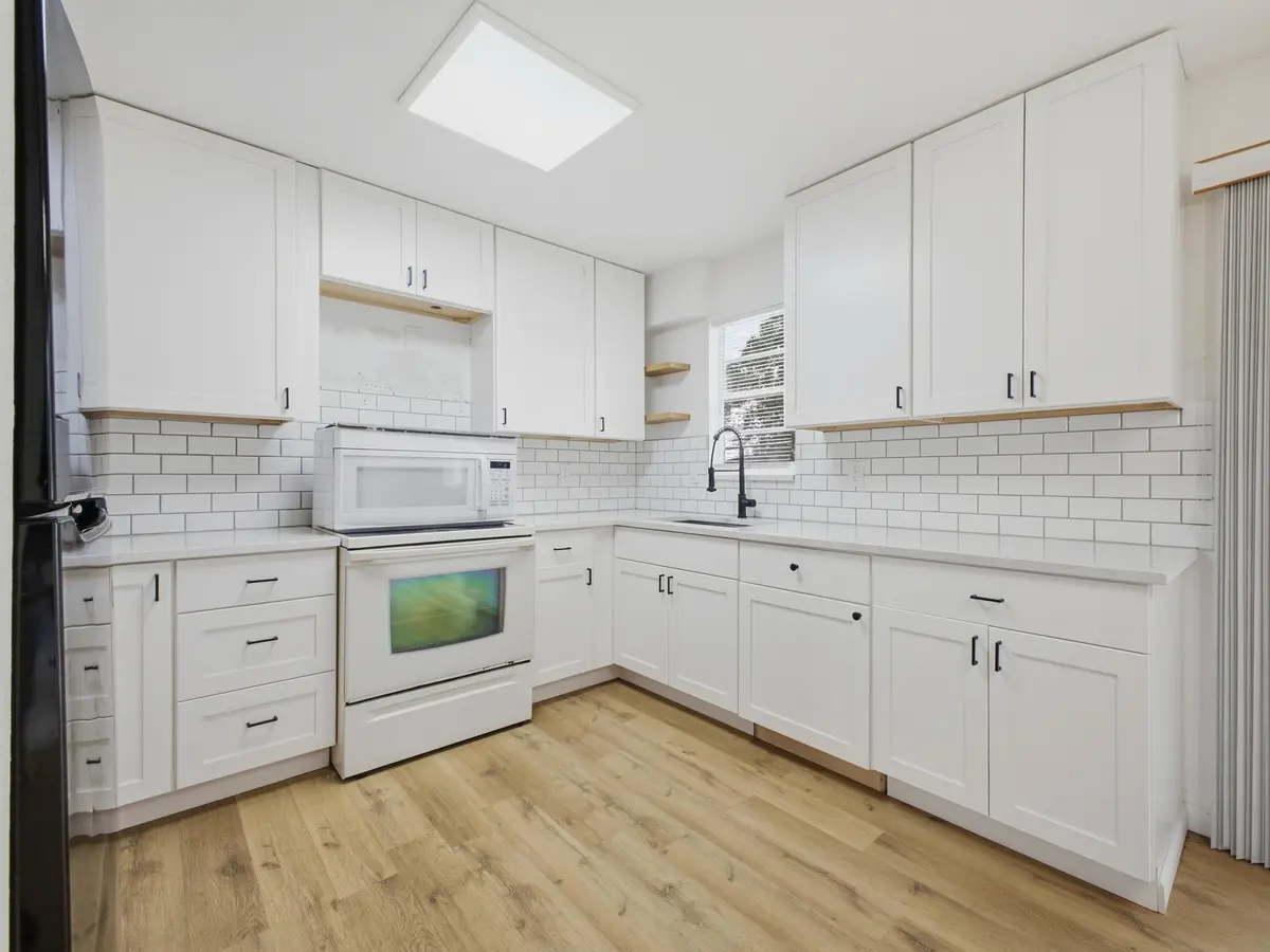 Kitchen 1 at 711 NW RIVERSIDE Drive, Port St. Lucie