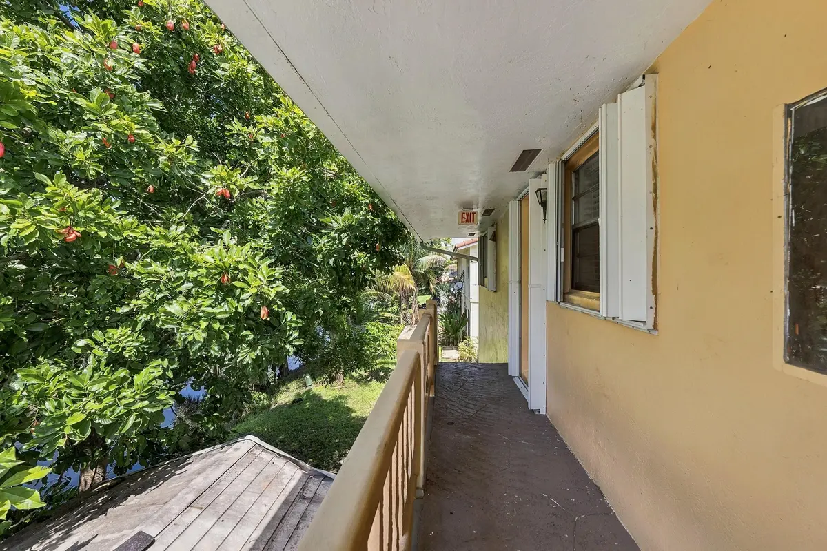 47_dsc_5811 at 4106 Riverside Drive 1-4, Coral Springs
