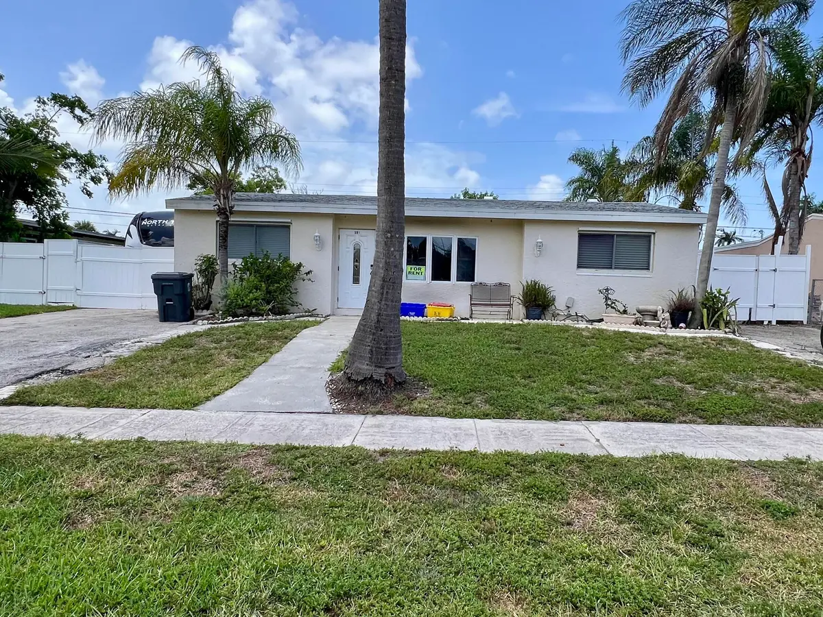 IMG_6018 at 591 Tallulah Road, Lake Worth