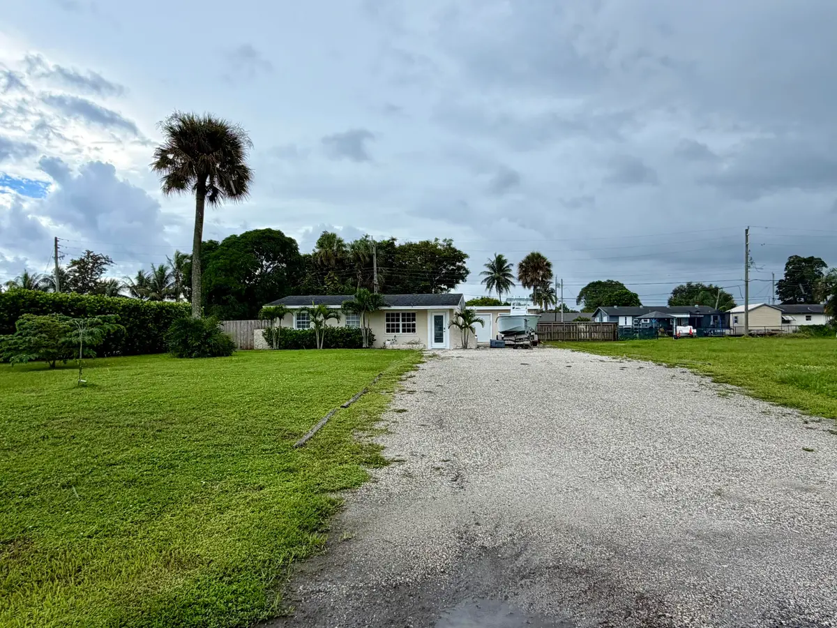 IMG_2404 at 3540 Amy Avenue, West Palm Beach