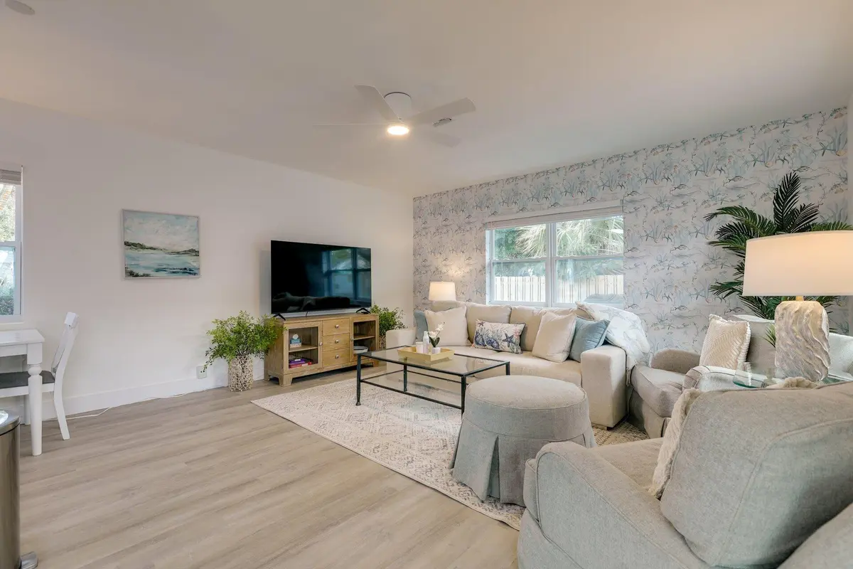 Great Room Layout at 522 Eastwind Drive, North Palm Beach