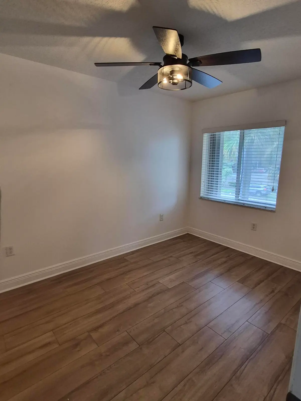 5837 TYLER Street, Hollywood, FL – photo 6