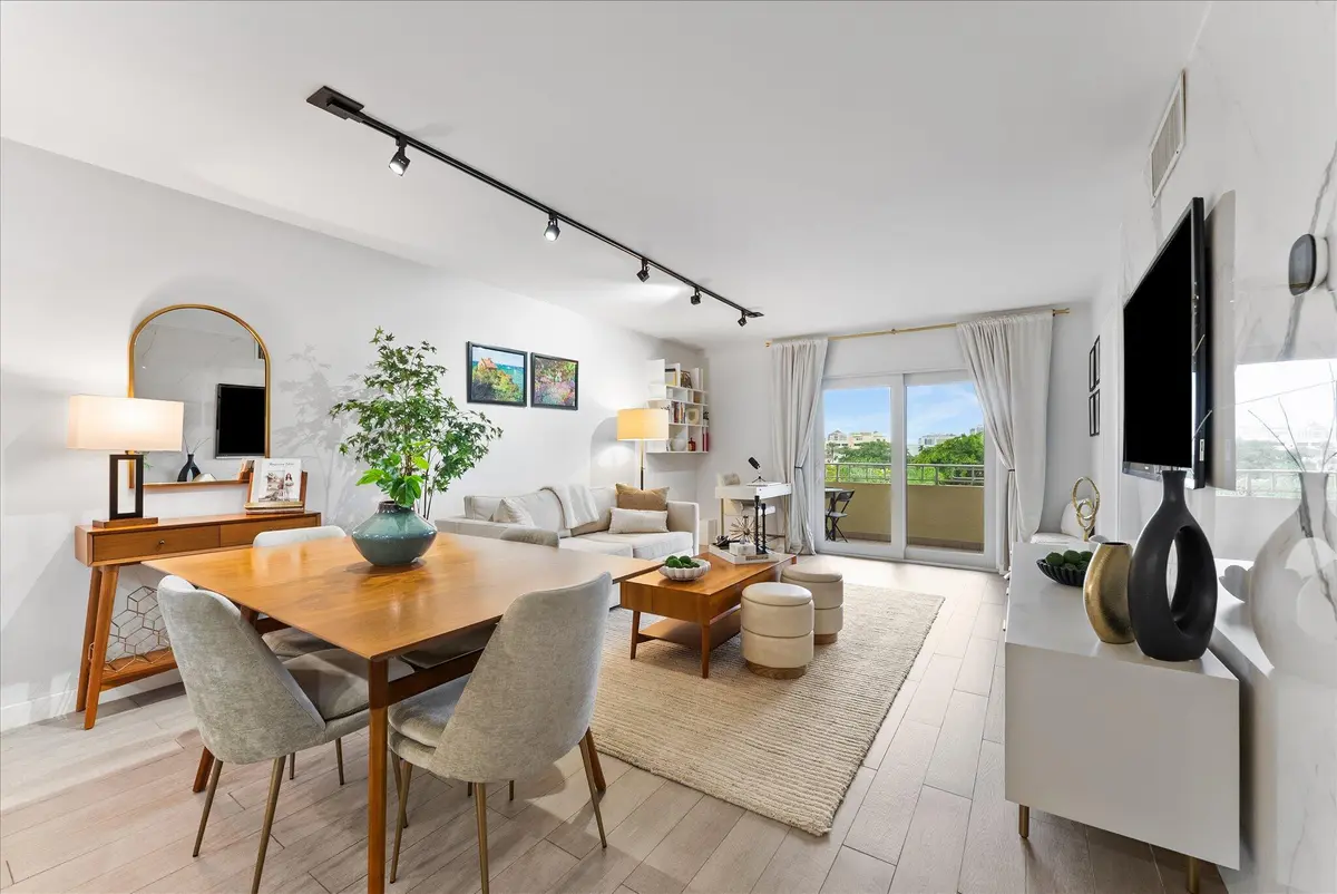 05-5 at 900 NE 18TH Avenue 406, Fort Lauderdale