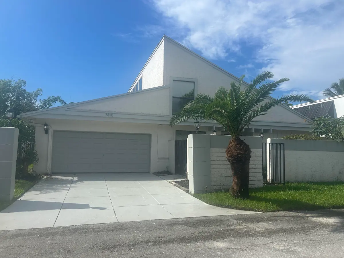 Frank front straight at 7810 NW 4TH Street, Plantation