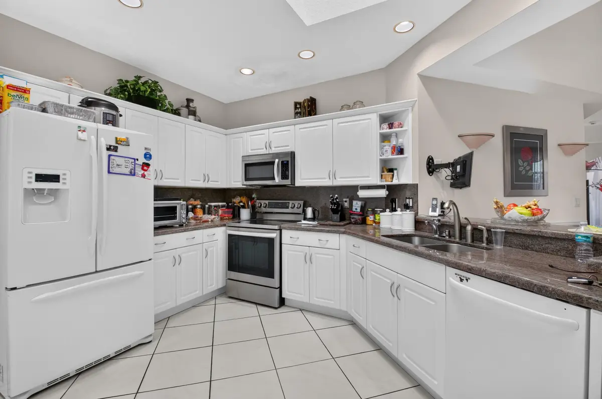 KITCHEN at 12598 Crystal Pointe Drive D, Boynton Beach