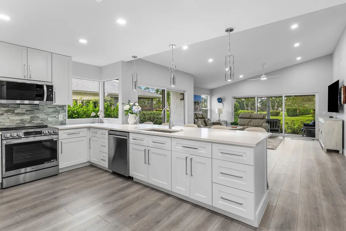 Kitchen/Great Room at 13320 Touchstone Court, Palm Beach Gardens