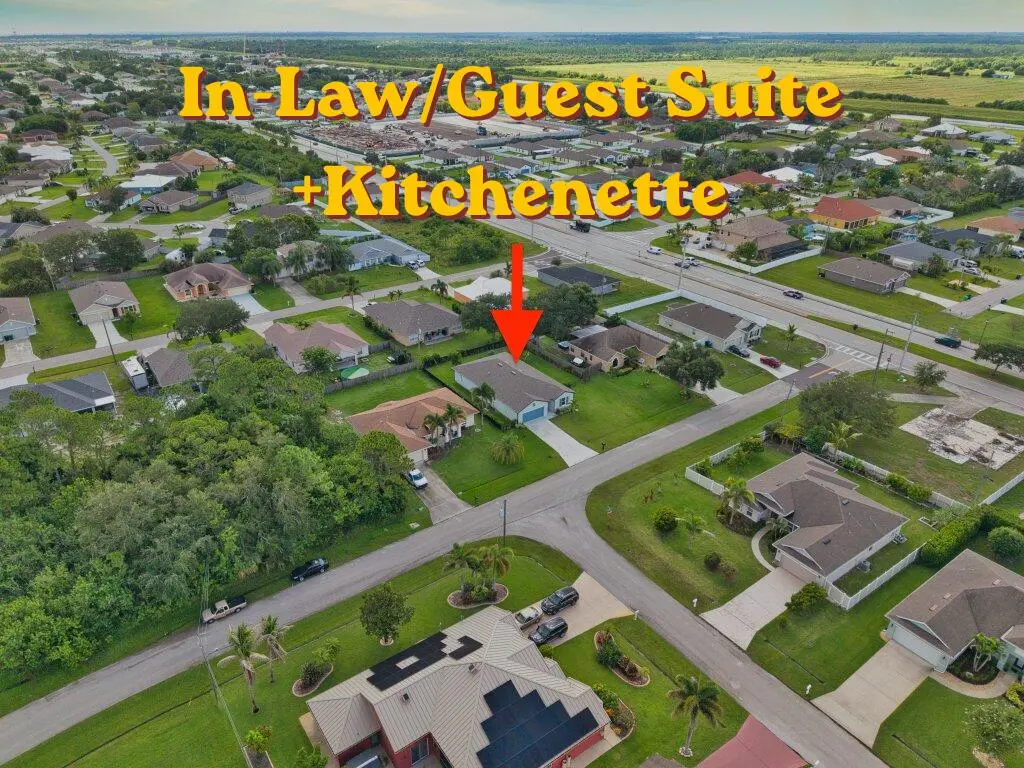 Mother~in~law Suite (1) at 226 SW MILBURN Circle, Port St. Lucie