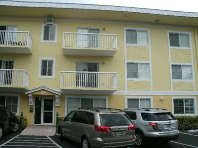 150 NE 15TH Avenue 248, Fort Lauderdale – Condominium for rent