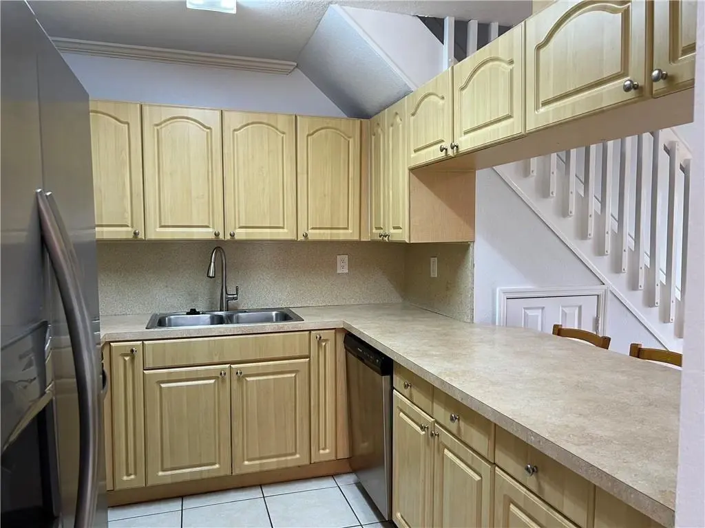 Image 9-23-26 at 12.34AM at 9425 SW 77TH Court, Miami